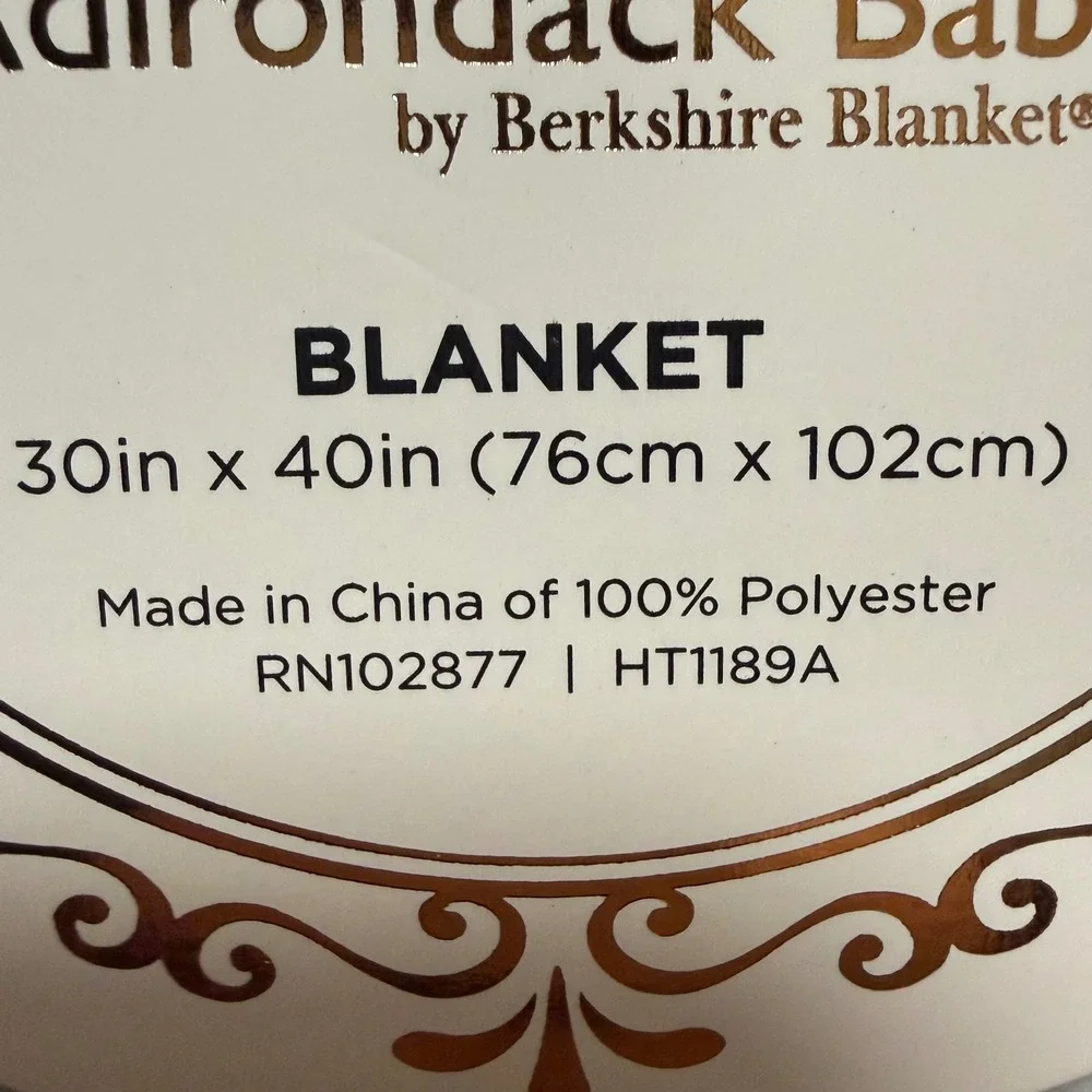 NWT‎ Adirondack Baby Lot of 2 Blankets 30 x 40 Pink Bows Blue Dinosaurs